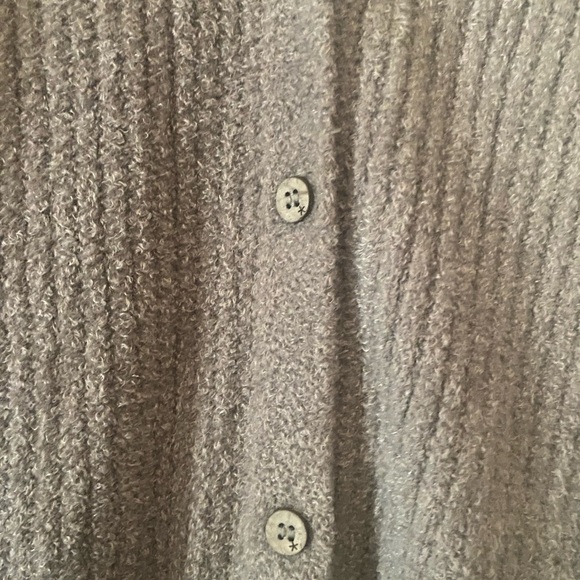 Barefoot Dreams Cozychic Lite Ribbed V-Neck Button Down Cardigan/Sweater - Picture 5 of 11